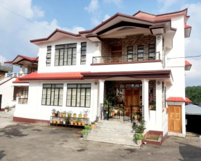 Pine Hill Home Stay